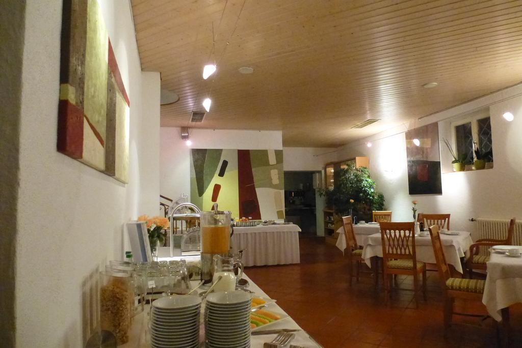 Hotel Alpenblick Garni Юберлинген Екстериор снимка