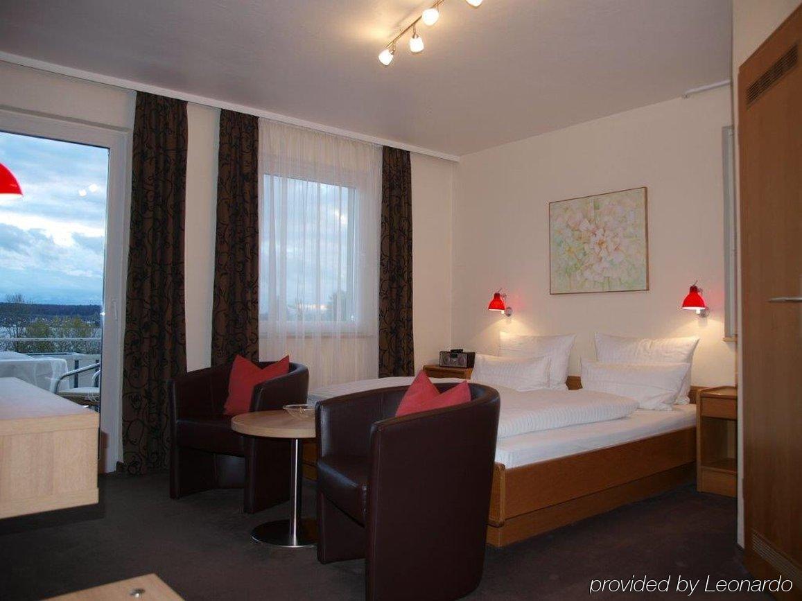 Hotel Alpenblick Garni Юберлинген Екстериор снимка